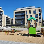 Dwa Jelonki, Ul Sciegiennego, Centrum, Garaz, Ogrodek